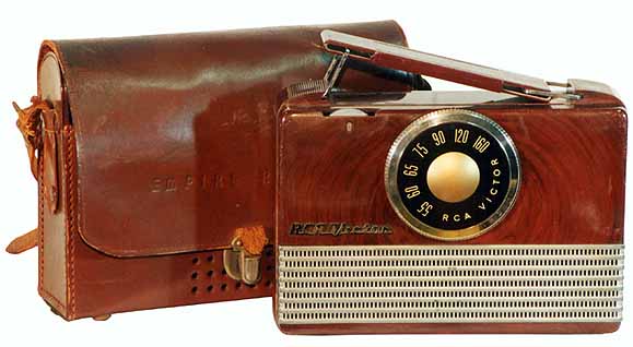 RCA VICTOR MODEL B-411 真空管式ポータブル受信機 ＜ラジオ少年の博物館＞