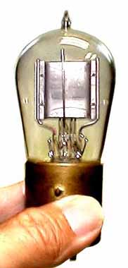 �t�u�|�Q�O�O�@�g�b�v�ɔr�C��